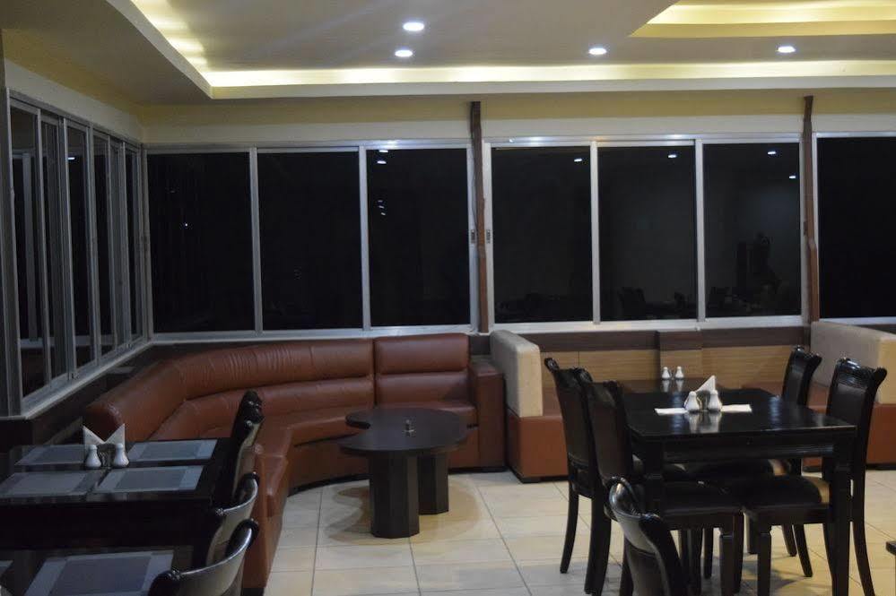 โรงแรมนันทินี กาฐมาณฑุ ภายนอก รูปภาพ